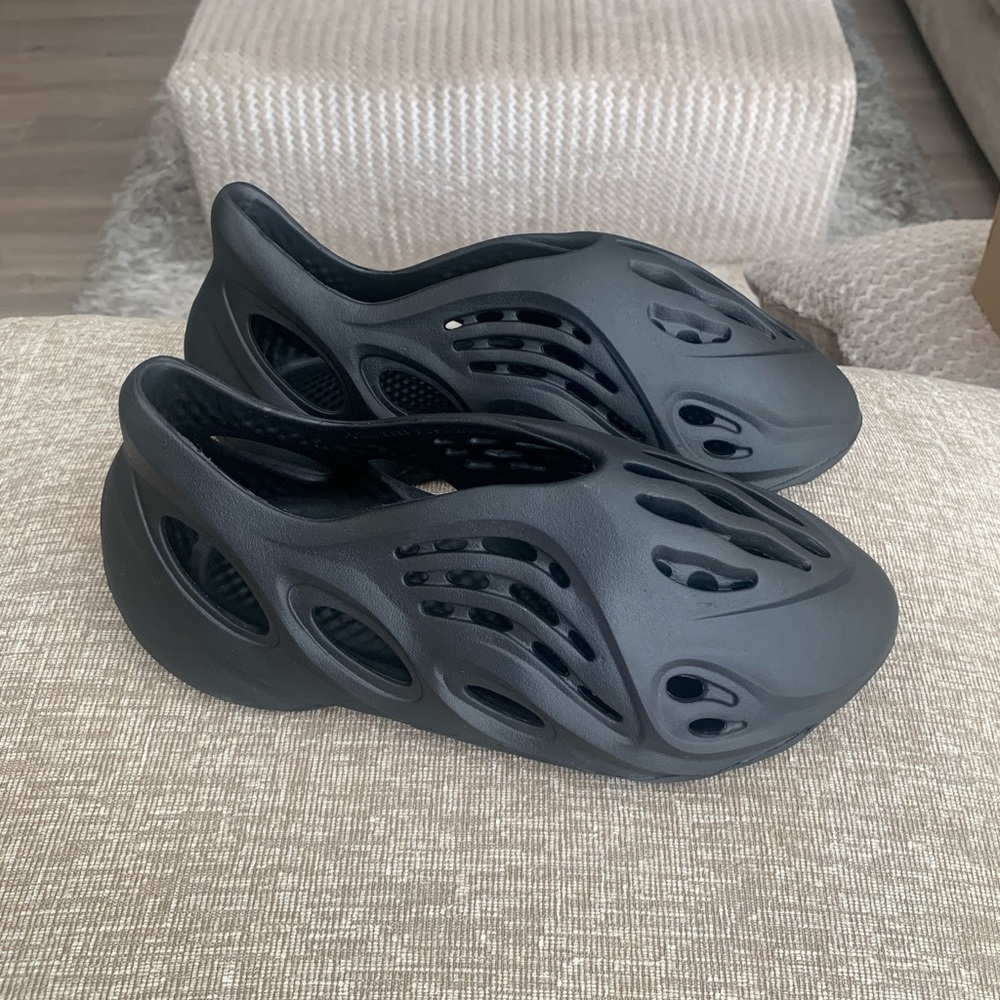Adidas Yeezy Foam Runner size 8